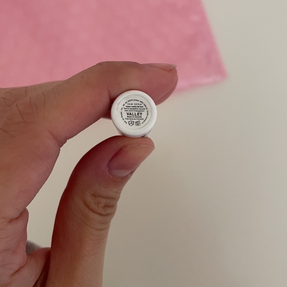 glossier sky wash - valley - Picture 3 of 5